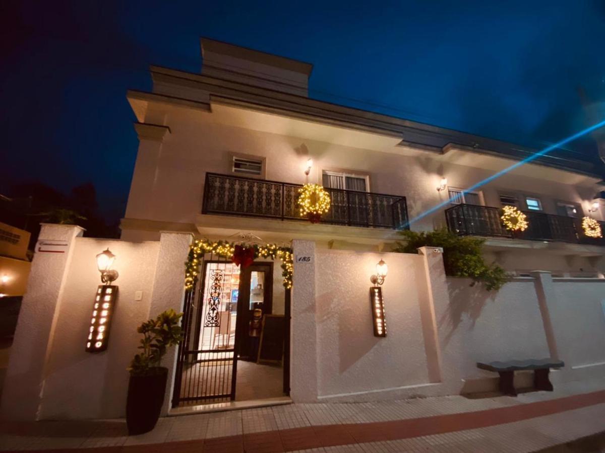 Villa Di Manu Pousada Пення Екстер'єр фото
